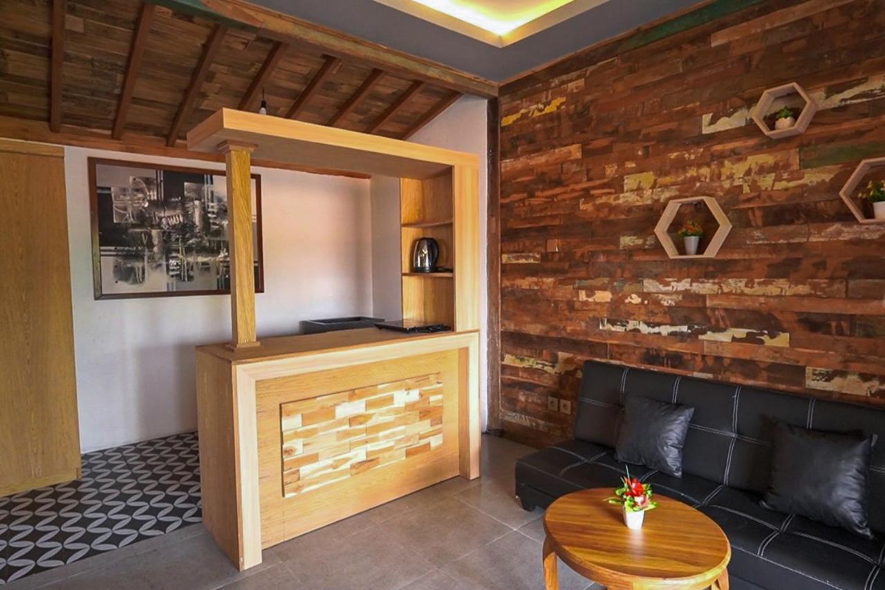 Green Bali Guest House Munggu Екстериор снимка